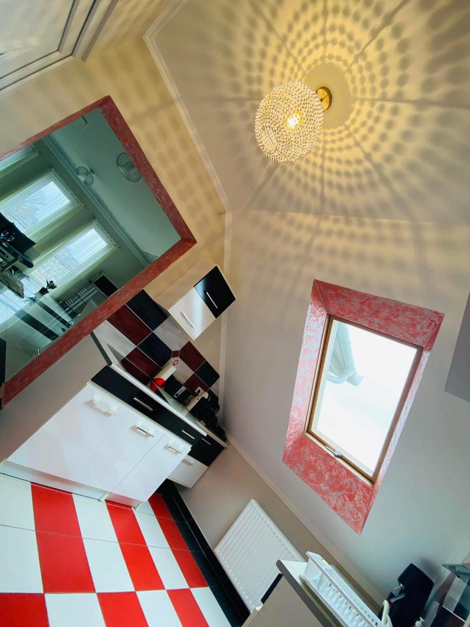 Box Vendeghaz Hotel Nagykata Bilik gambar